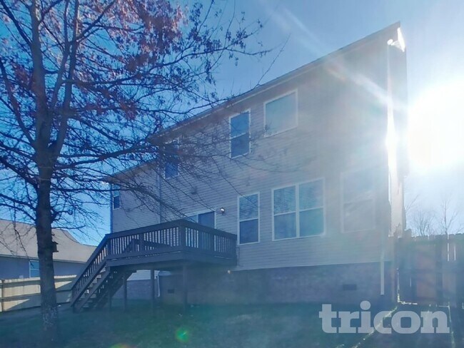 Building Photo - 1307 Creekside Dr