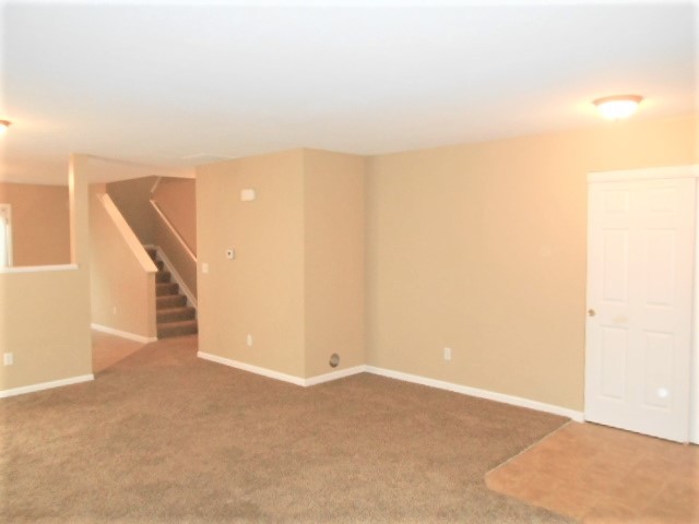 Building Photo - 1245 Cloverview St