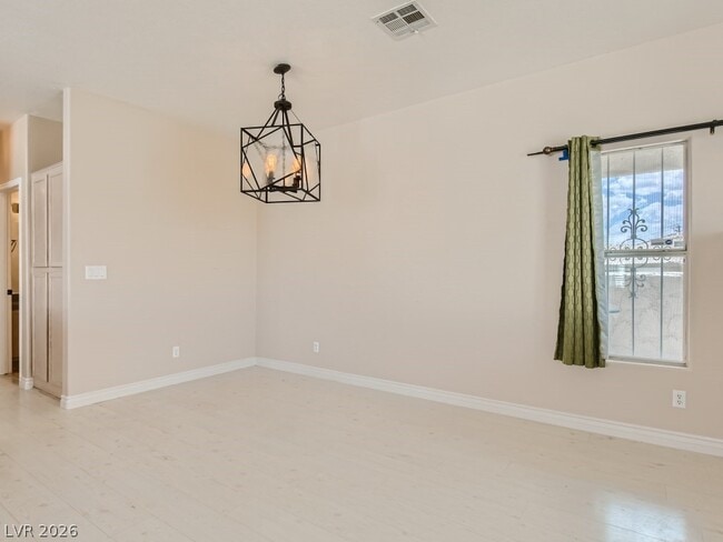 Building Photo - 6905 Squaw Mountain Dr