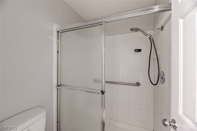 Building Photo - 116 Appian Way