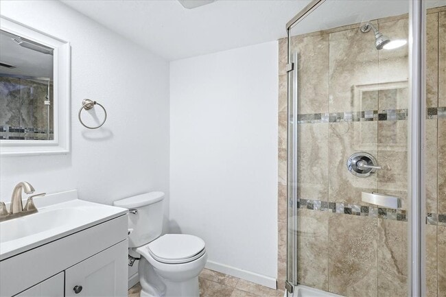 Building Photo - 515 46th St W