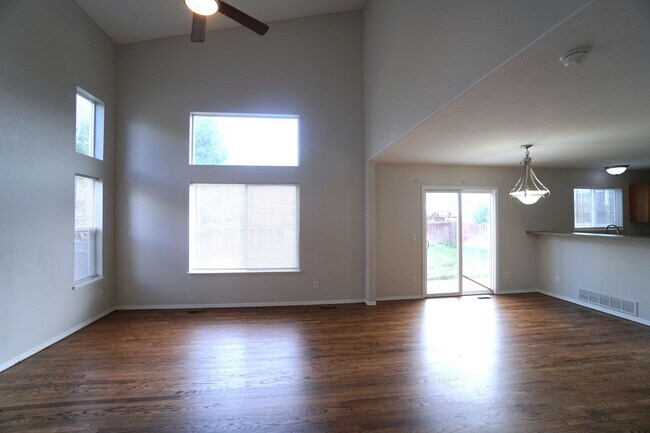 Building Photo - 6613 Payette Dr