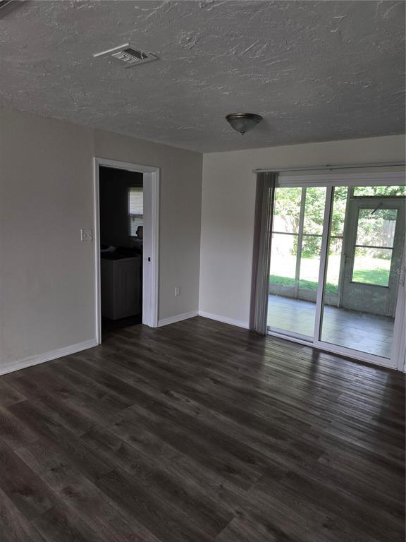 Building Photo - 1343 Croyle Dr