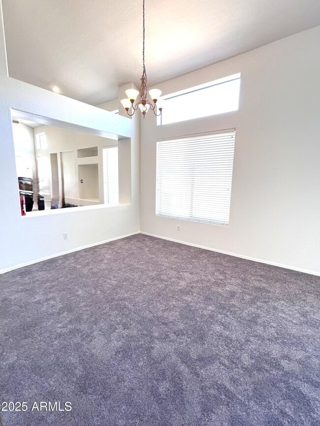 Building Photo - 2610 S Moccasin Trail