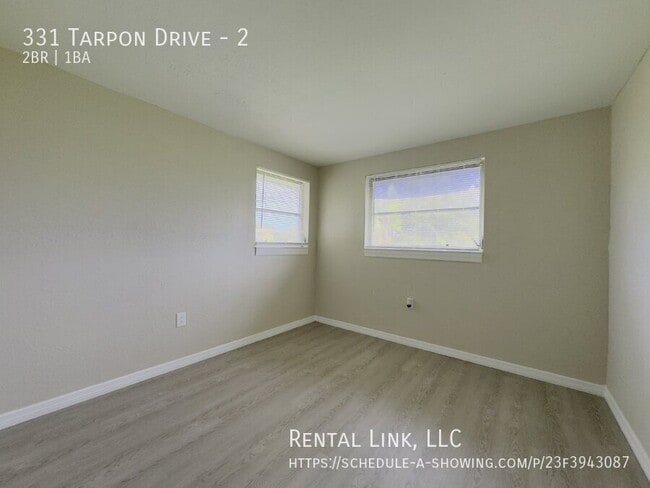 Building Photo - 331 Tarpon Dr