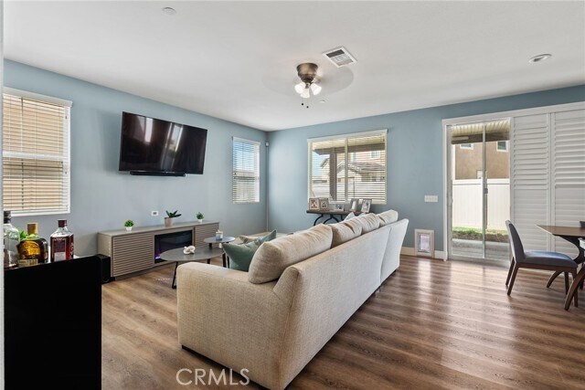 Building Photo - 1519 Onyx