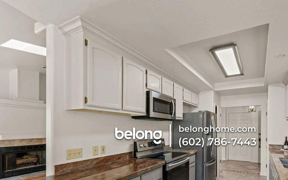 Building Photo - 895 Sunrise Blvd