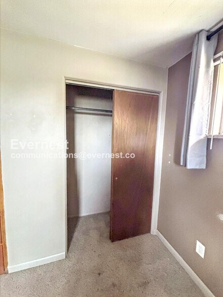 Building Photo - 3366 W 55th Pl