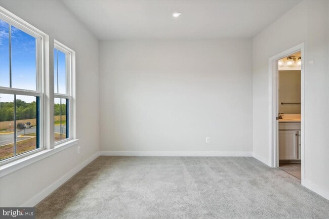 Building Photo - 4328 Ellipse Ter