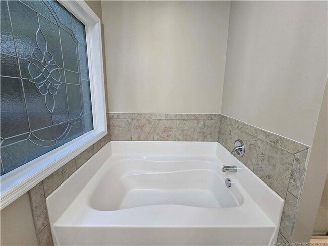 Building Photo - 501 Mildenhill Rd