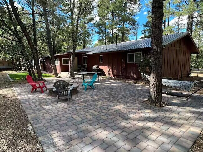 Building Photo - 2957 Autumn Dr