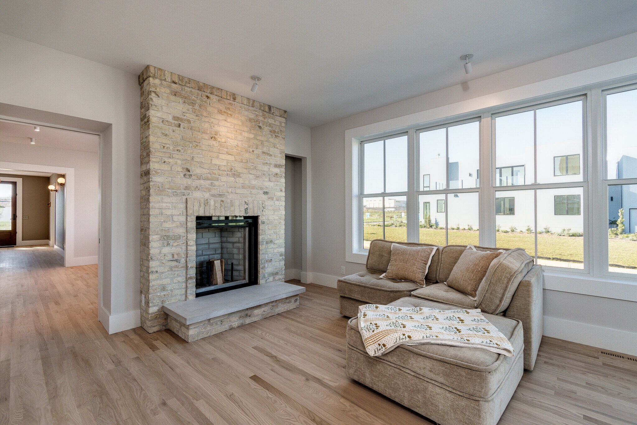 Building Photo - 4029 Serenbe St