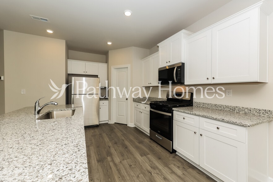 Building Photo - 2408 Nabali Wy