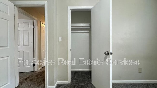 Building Photo - 4305 Tides Ct