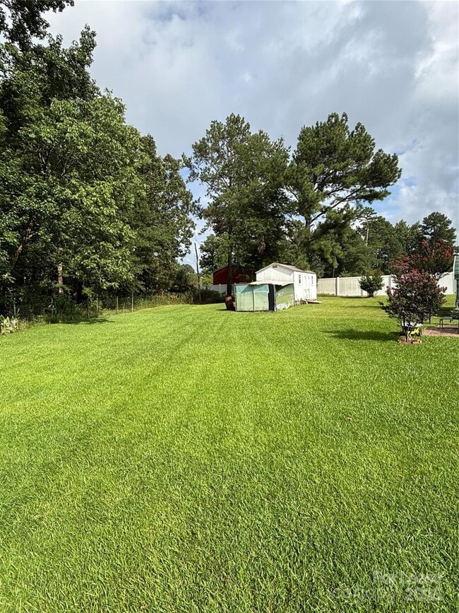Building Photo - 2947 Lyndell Way
