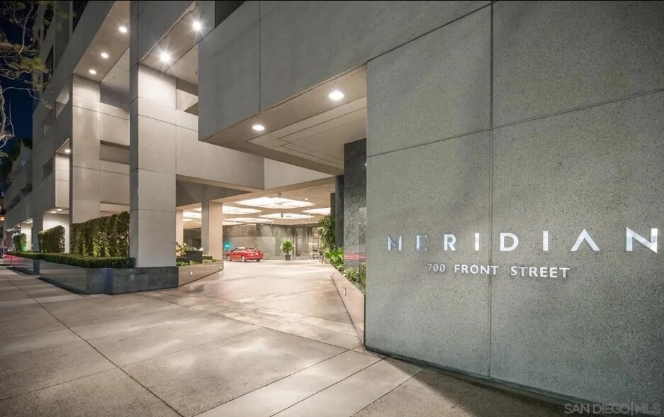 Building Photo - 700 Front St