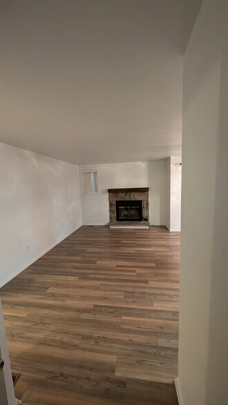 Building Photo - 5403 W 76th Ave