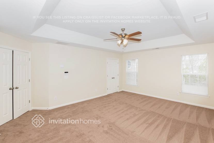 Building Photo - 9822 Edinburgh Ln