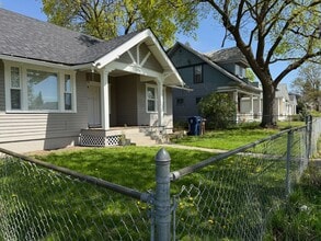 Building Photo - Remodeled 3 Bed 2 Bath Spokane Home w/ Large Fully-Fenced Yard + Huge Chicken Coop/Run & Garden!