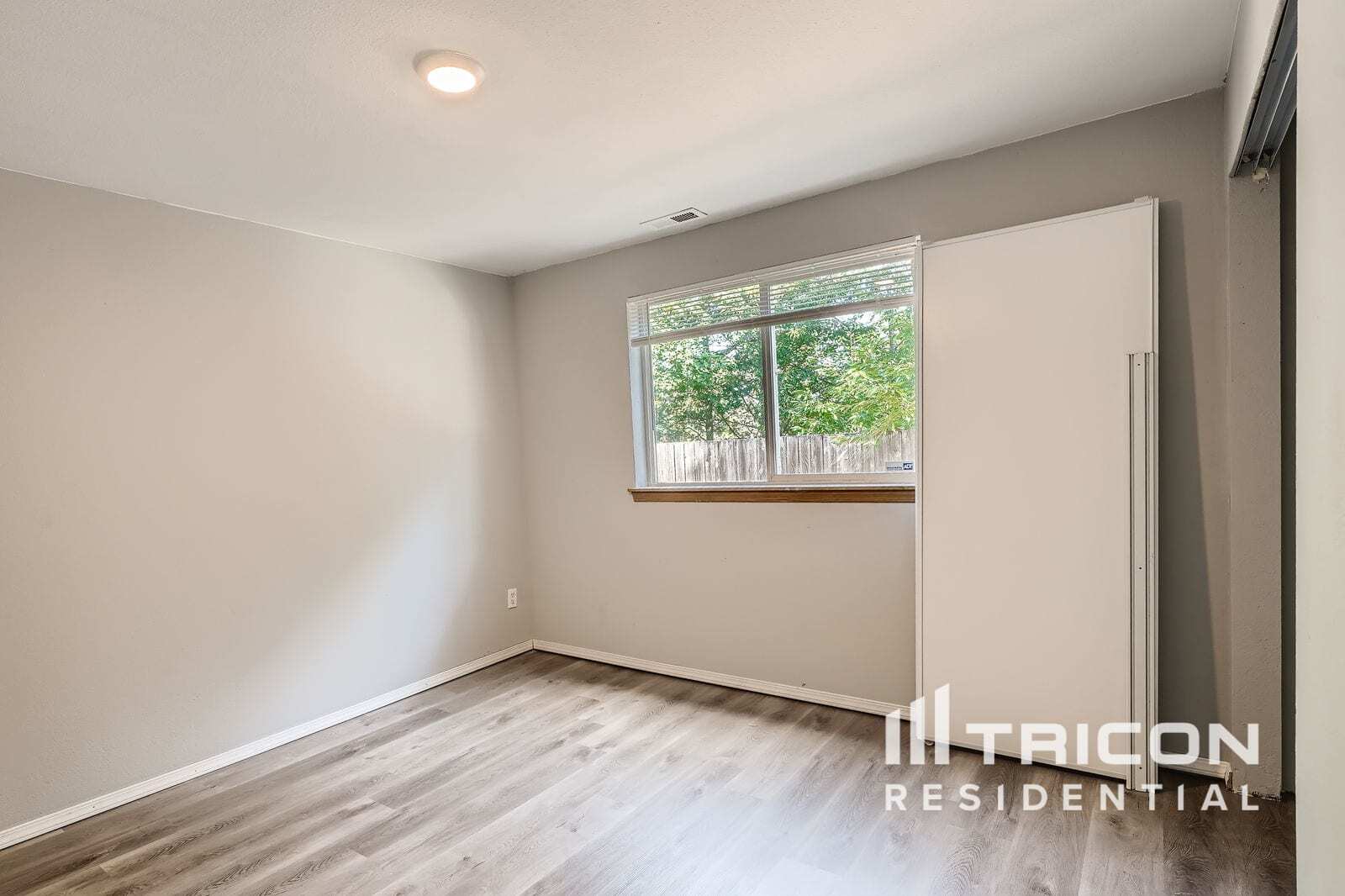 Building Photo - 2909 S 76th St