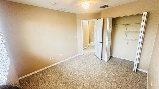 Building Photo - 5925 Manchester Way