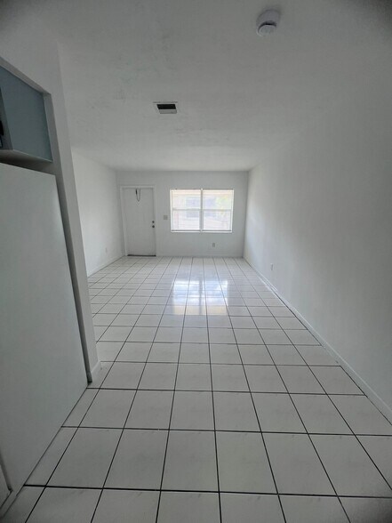 Building Photo - 5310 NW 22nd St