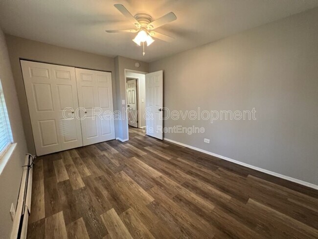 Building Photo - 312 N Warwick Ave