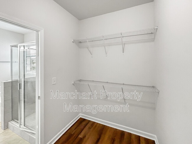 Building Photo - 6 Ashborne Ln