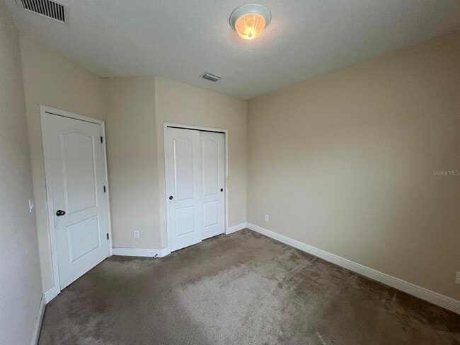 Building Photo - 8639 Via Trieste Dr