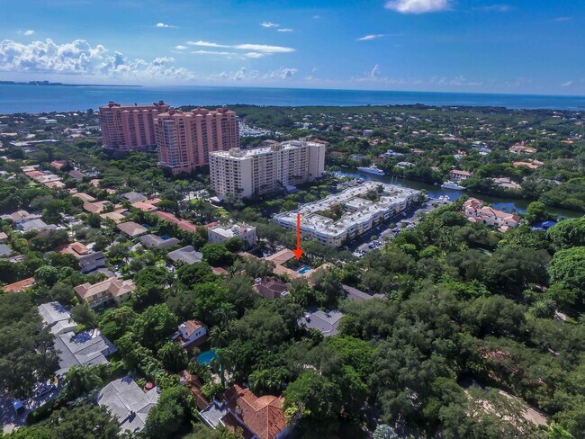 Building Photo - 125 Gables Edgewater Drive