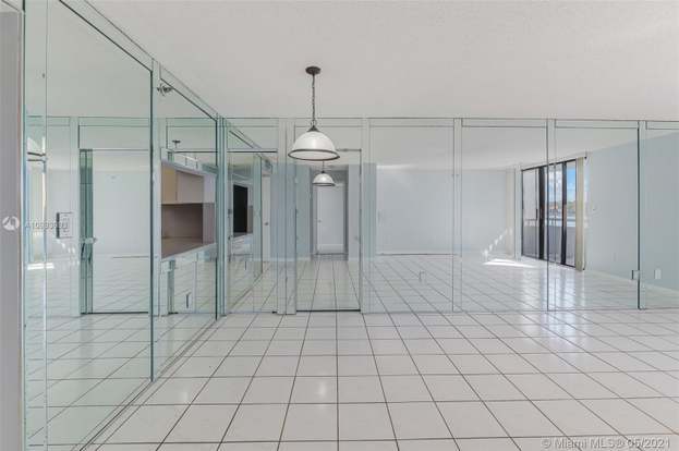 Building Photo - 6830 Indian Creek Dr