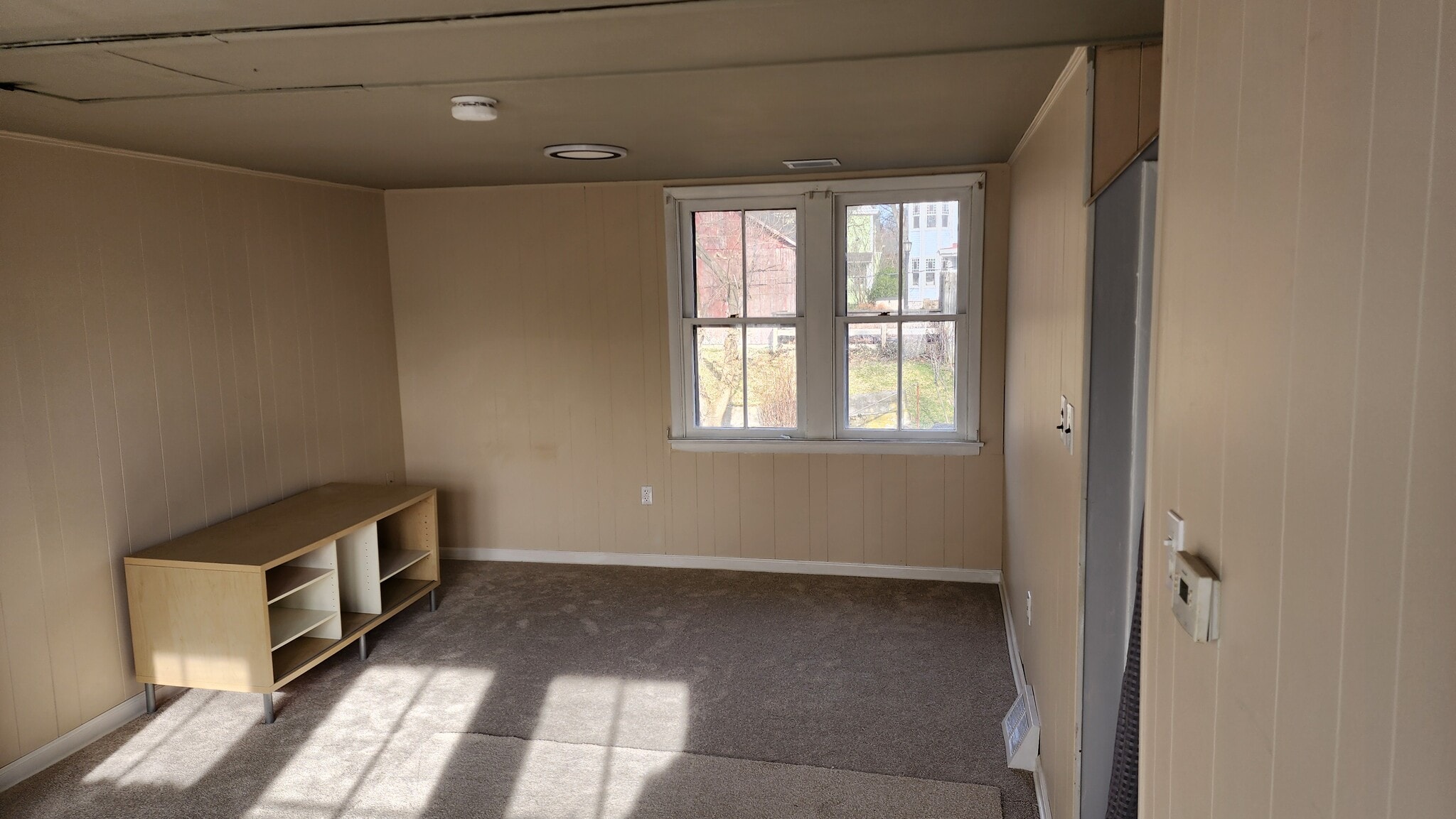 Front Room - 95 W Ashland St