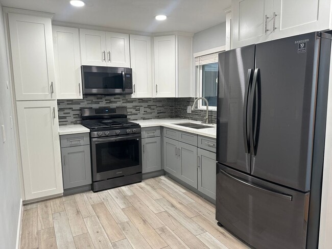 Building Photo - Culver2626