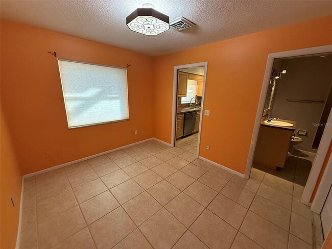 Building Photo - 1289 Coral Ln