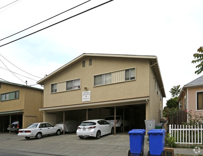 Building Photo - Palo Cedro apartments