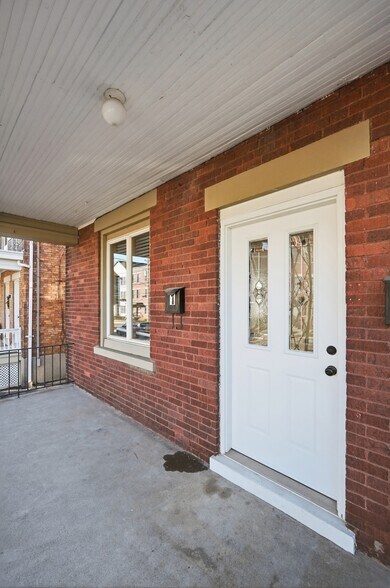 Building Photo - 2905 Robertson Ave