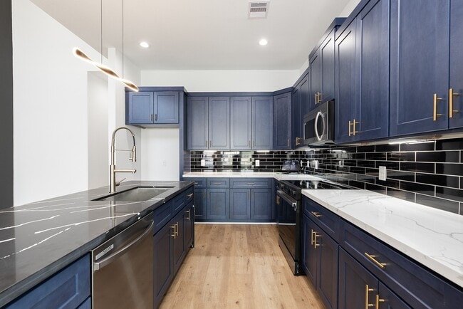 Building Photo - 8502 Safeguard St