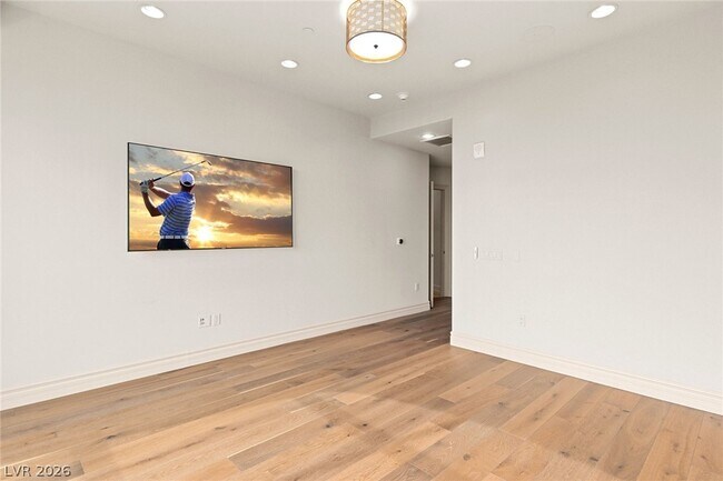 Building Photo - 9101 Alta Dr