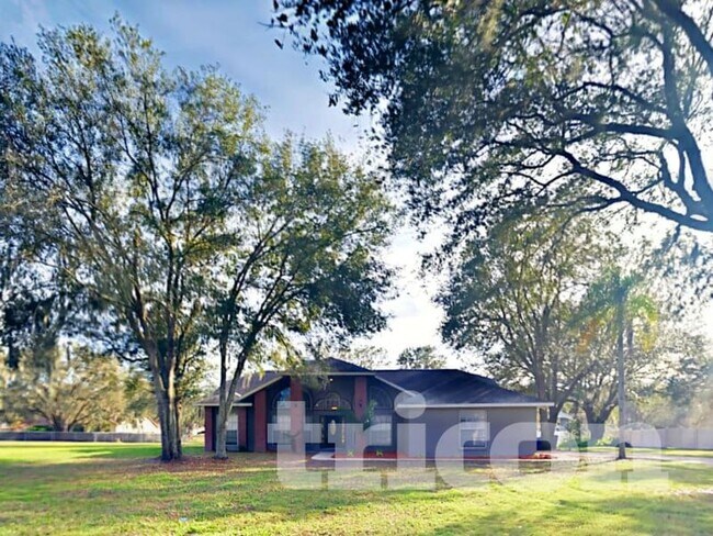 Building Photo - 2913 James Melvin Dr