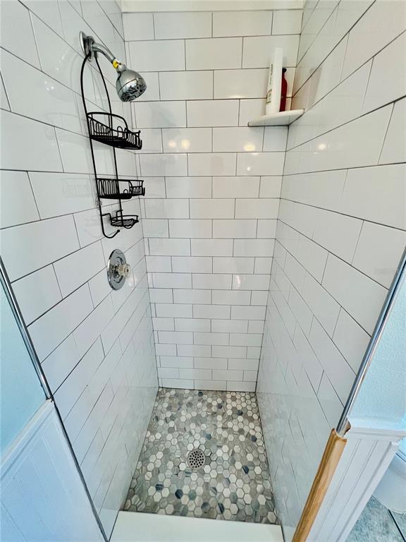 Building Photo - 428 Orangewood Dr