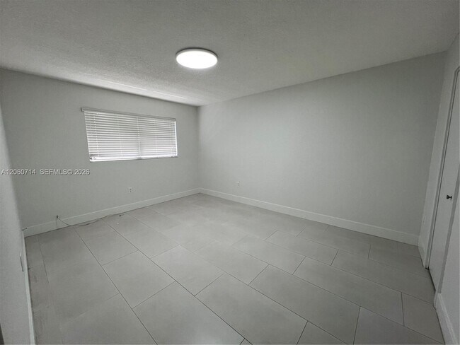 Building Photo - 9520 SW 8th St