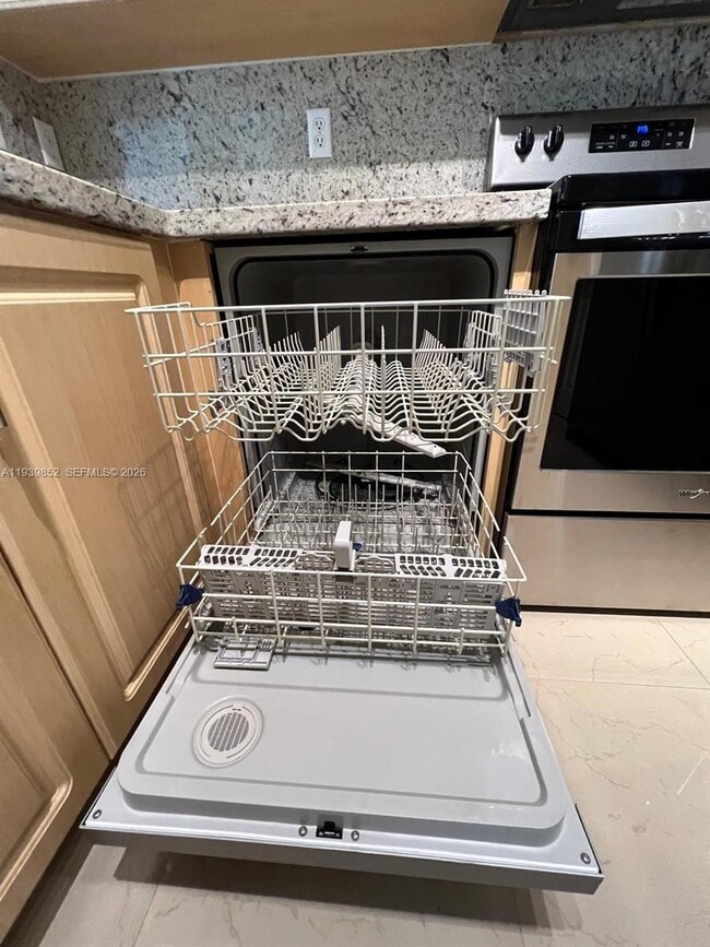 Building Photo - 721 SW 107th Ave