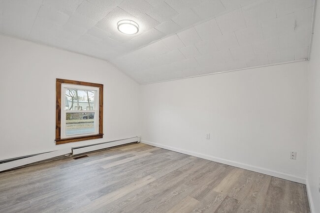 Building Photo - 47 Railroad Ave