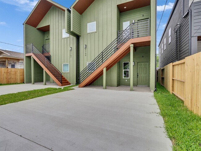 Building Photo - 9707 Cargill St