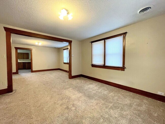 Building Photo - Nice 2 bedroom home in Arlington