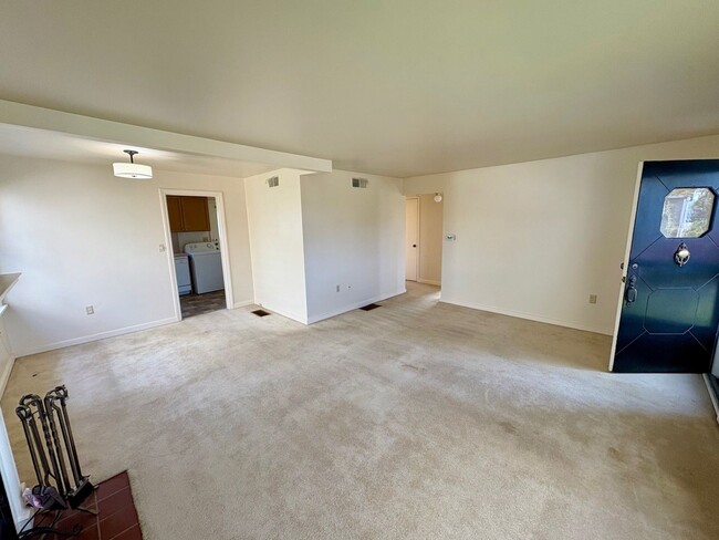 Building Photo - Magnolia Home