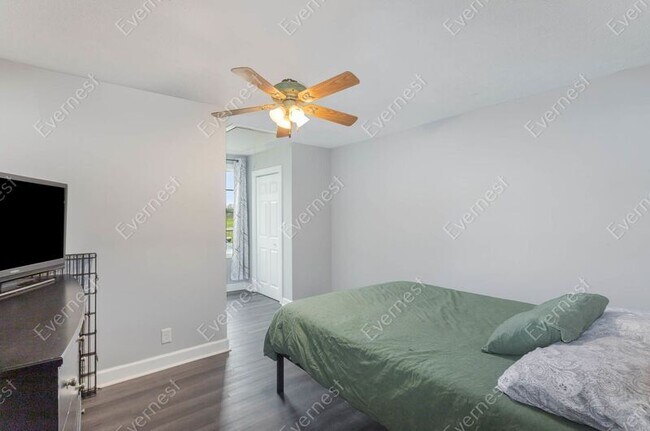 Building Photo - 7929 Daugherty-Capley Rd