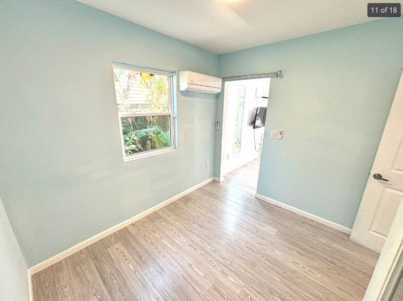 Building Photo - 542 Yale Dr