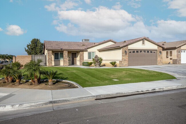 Primary Photo - 6212 Ajooni Ct