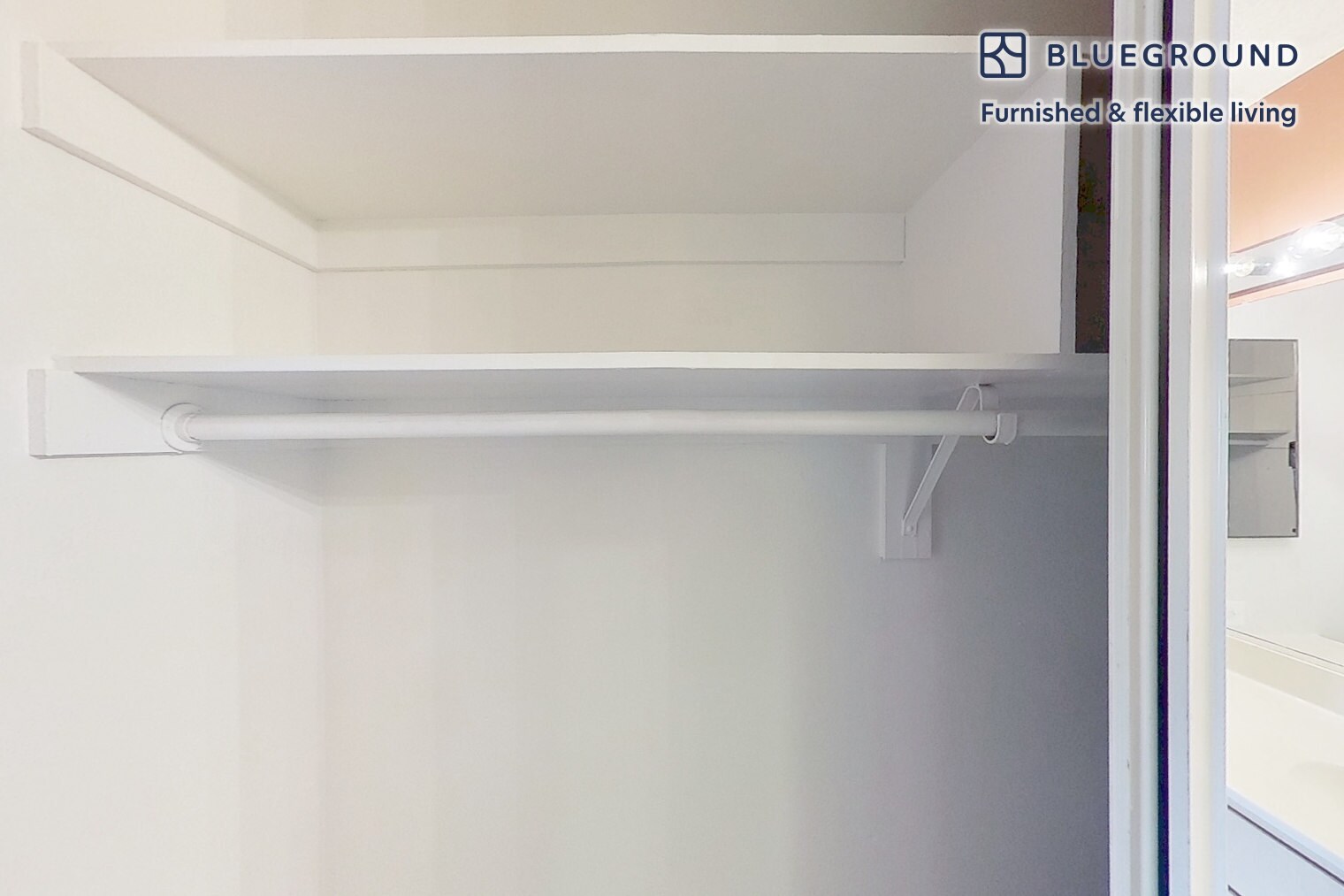 Building Photo - 3883 Ingraham St